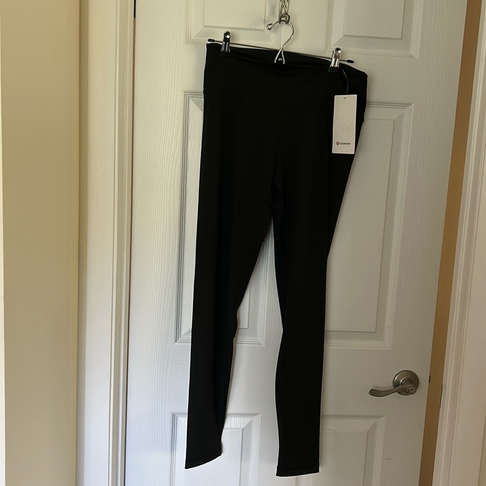 Lululemon black leggings